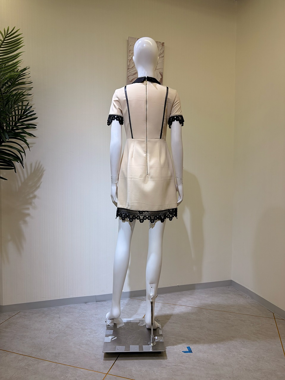 バック